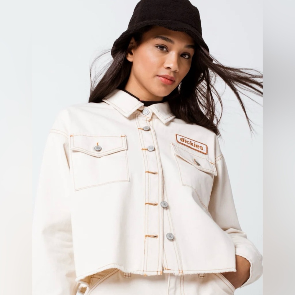 Dickies twill jean style women’s crop jacket Size- L NWT